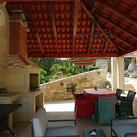 Vila Ursa Minor Sumartin Exteriér fotografie