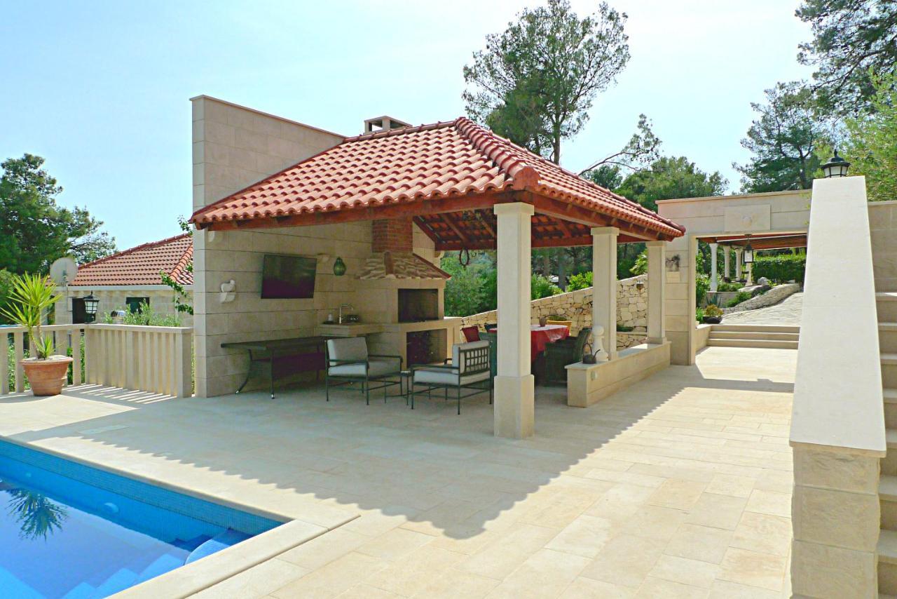 Vila Ursa Minor Sumartin Exteriér fotografie